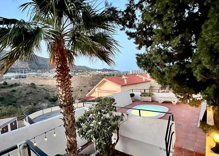 Naranja - Luxury Villa